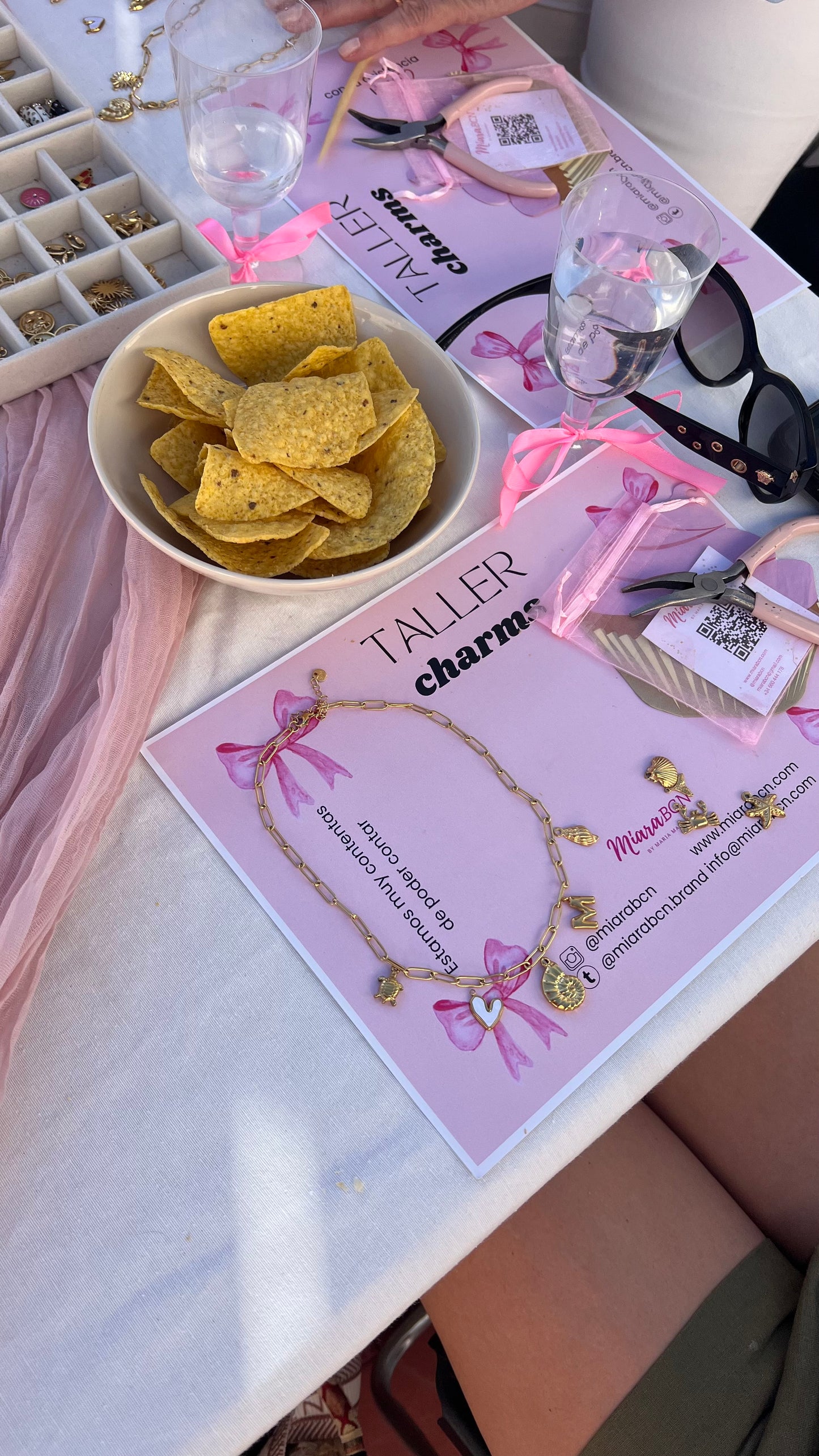 Taller Charms