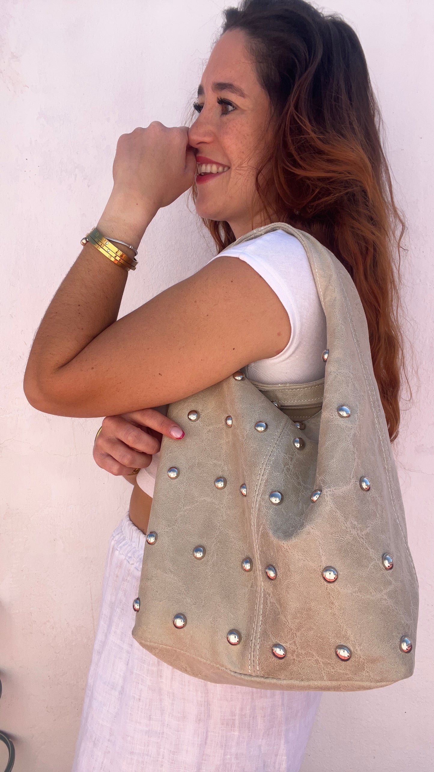 Bolso New York tachuelas