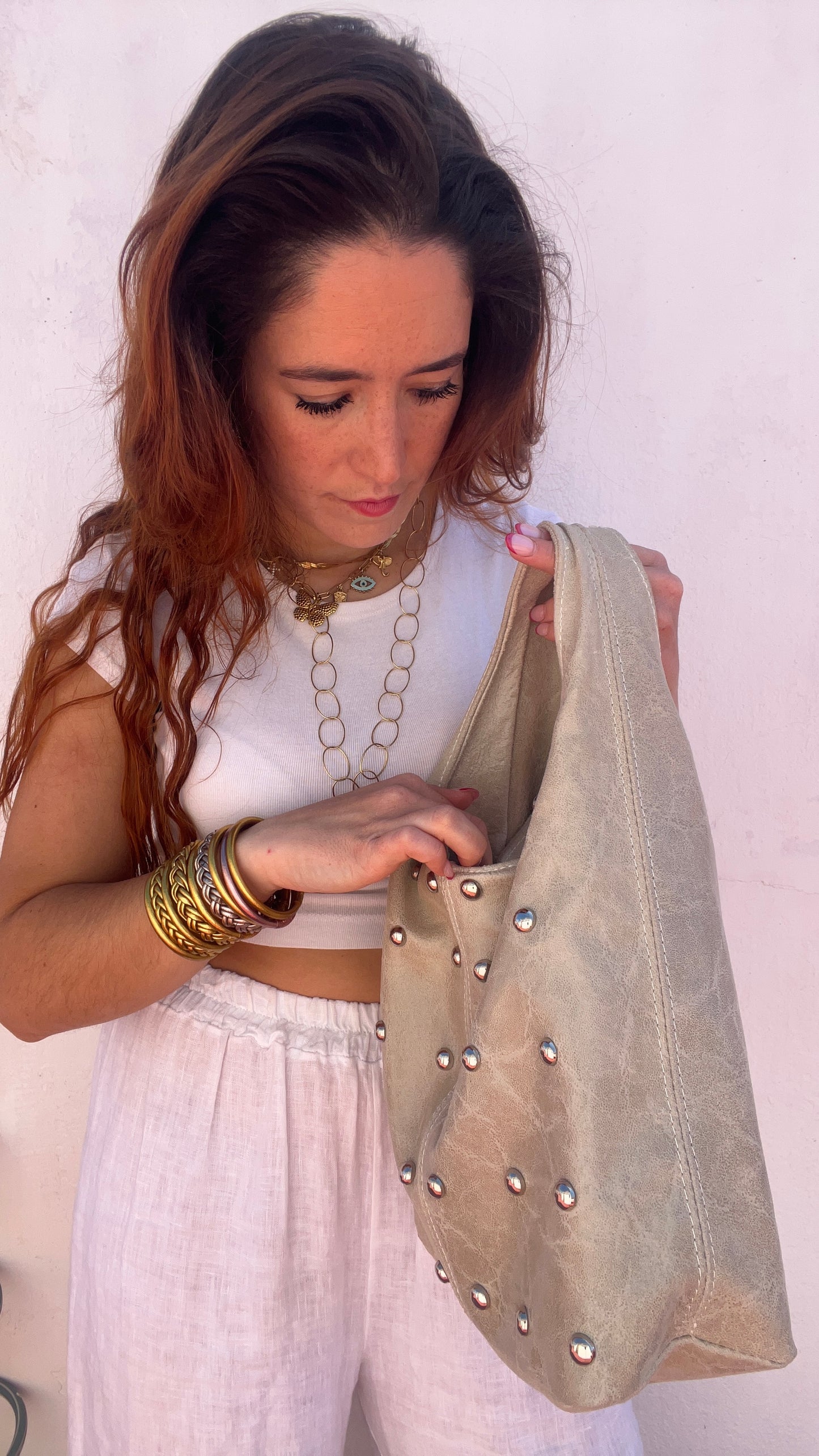 Bolso New York tachuelas