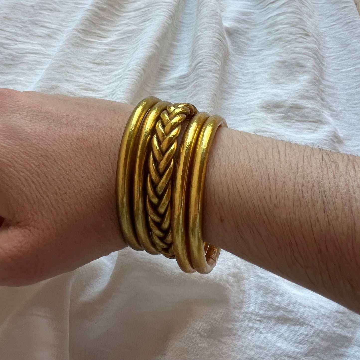 Pack of 4 Gold Leaf Bracelets and 1 Braided Gold Bracelet
