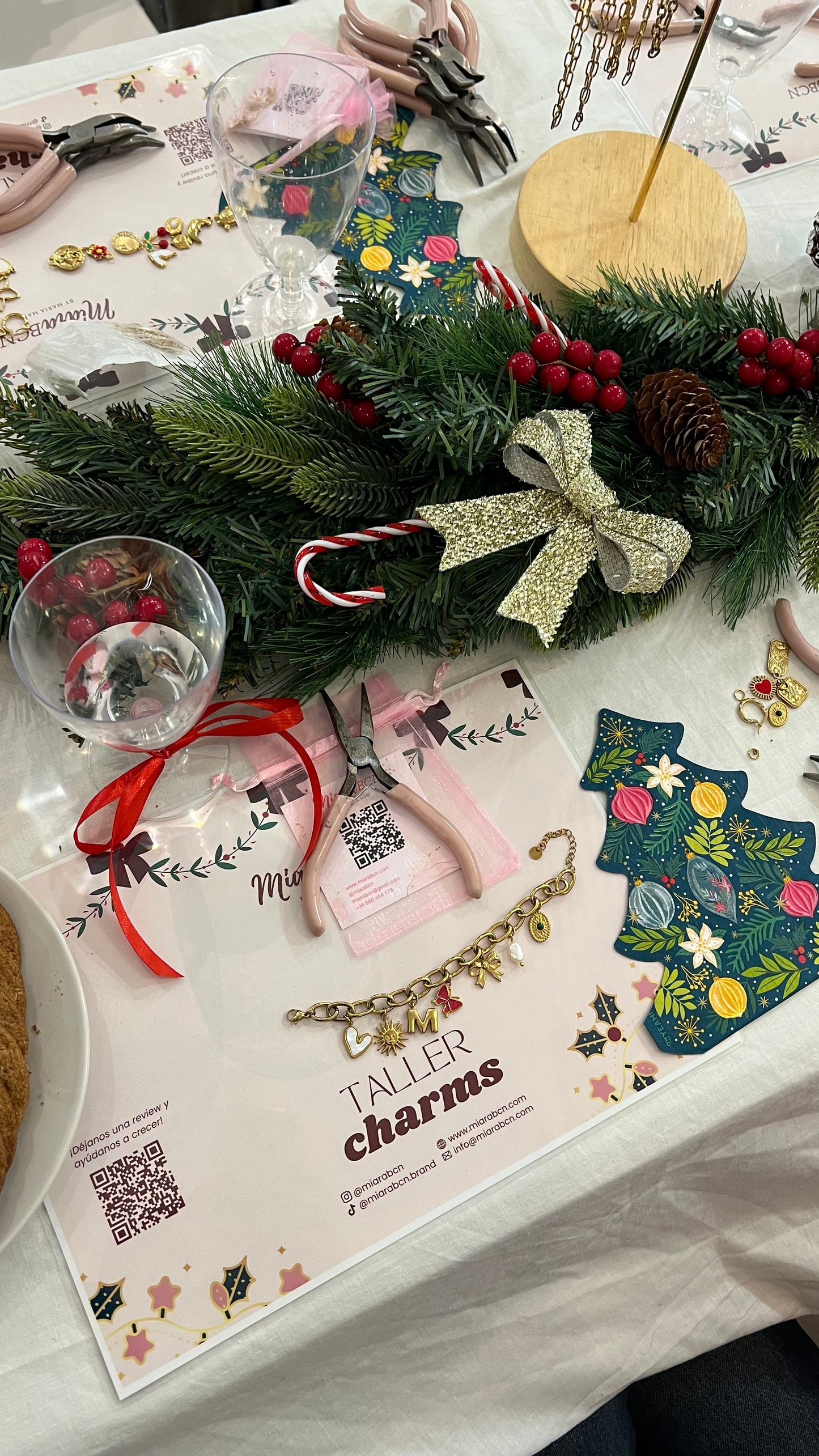 Taller Charms