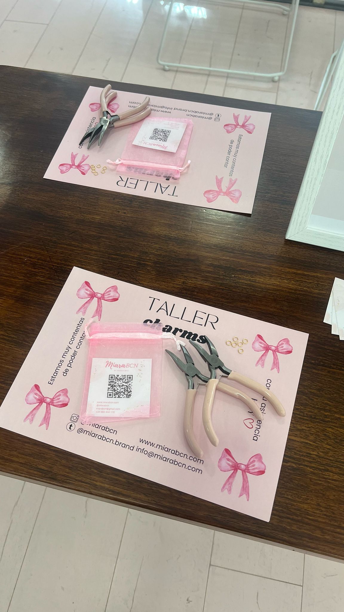 Taller Charms